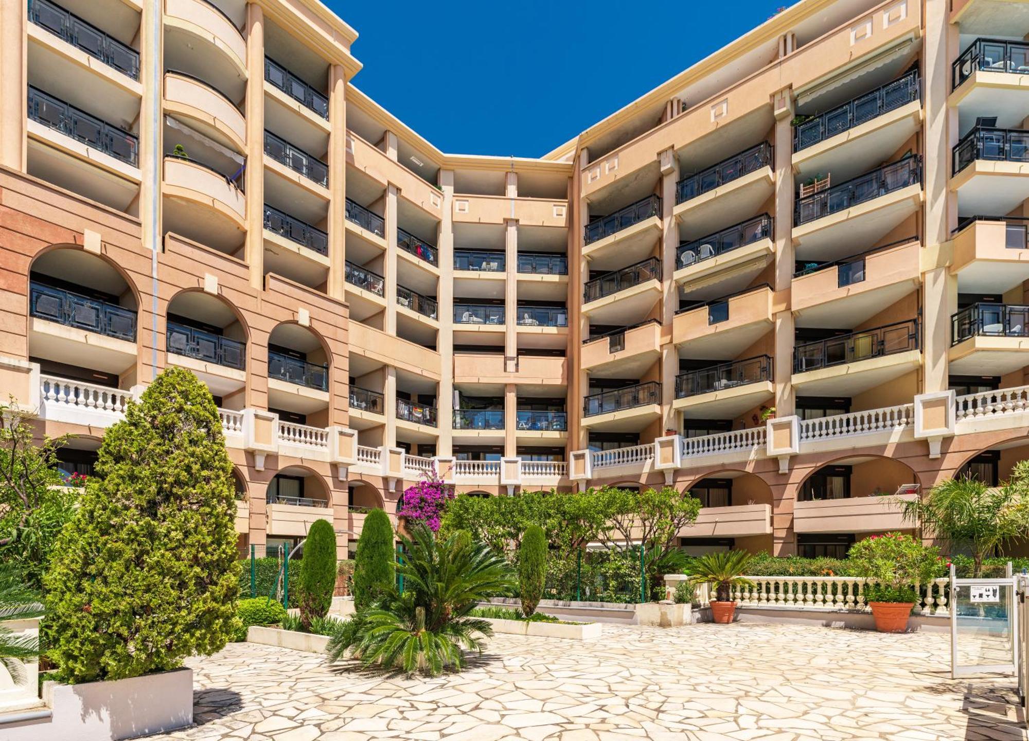 Residence La Palme D'Azur - Cannes Buitenkant foto