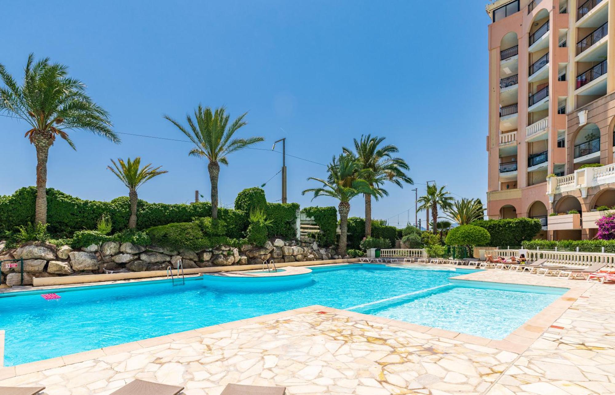 Residence La Palme D'Azur - Cannes Buitenkant foto